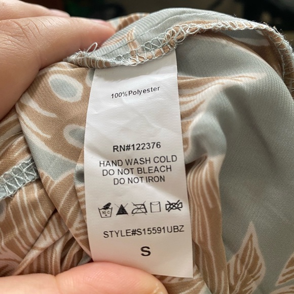 Fashion Nova Top/Dress with Leaf Pattern Size S - Picture 7 of 7